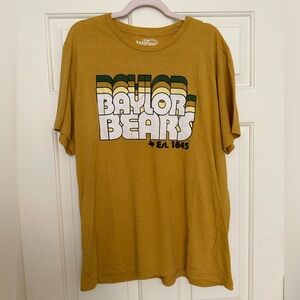 women’s baylor bears tshirt!
